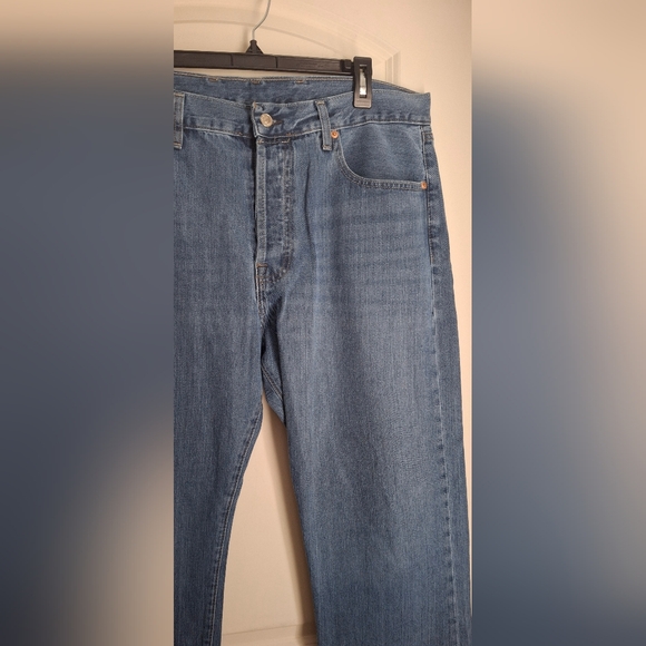 Levi stratus & co. 501 Mens jeans w38 L30 medium wash casual work office - Picture 8 of 13